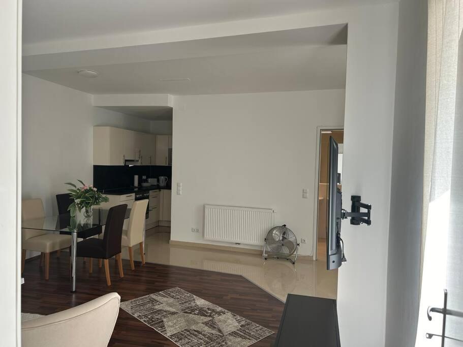 Apartment Merkur Vienna Esterno foto